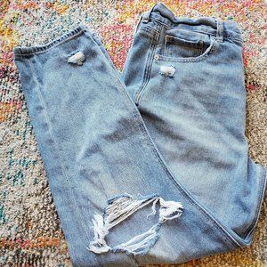 American Eagle Ripped Mom Jean